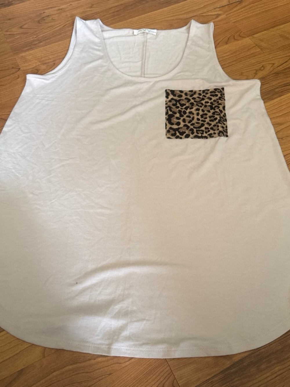 Zena White Tank Top with Leopard Print Pocket